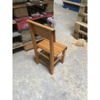 Grappig vintage poppenstoeltje nr 51